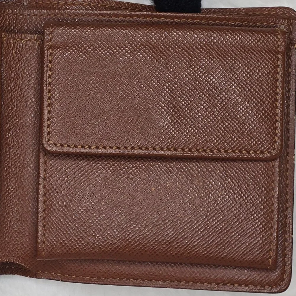 LOUIS VUITTON Folded Wallet Porte Vieille Credit Monet Monogram